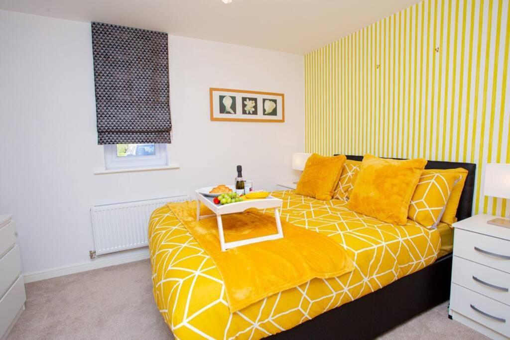 Mills Apartment - Two Bedroom En-Suite Apartment Northampton Exteriér fotografie